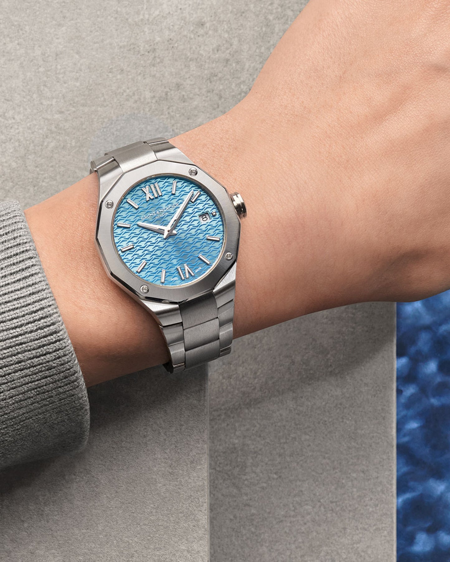 Riviera 10612