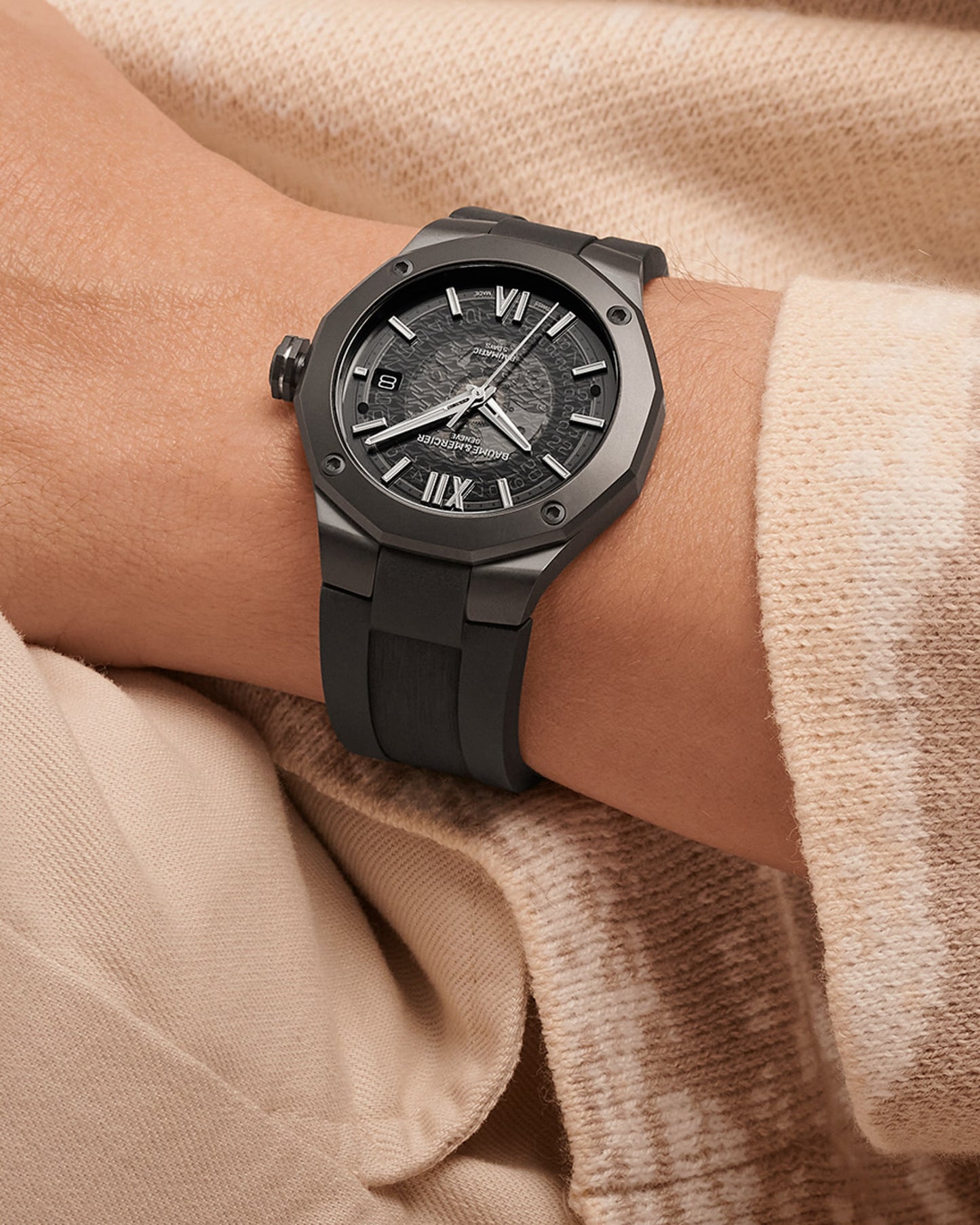 Riviera 10617